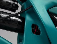 Load image into Gallery viewer, Santa_Cruz_Hightower_C_S