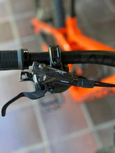 Load image into Gallery viewer, Transition Spire Alloy XT MY22 Factory Orange size M - DEMO Bike