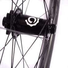 Cargar imagen en el visor de la galería, Revel_RW30_Wheels