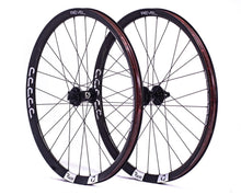 Cargar imagen en el visor de la galería, Revel_RW30_Wheels