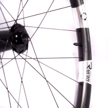Cargar imagen en el visor de la galería, Revel_RW30_Wheels