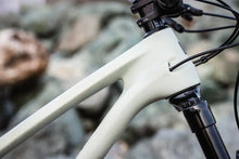 Load image into Gallery viewer, Evil Following V3 X01 i9 Hydra