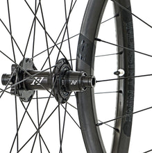 Load image into Gallery viewer, Industry Nine 1/1 Trail - S 29" Carbon Wheelset
