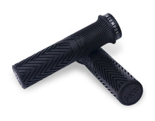 Load image into Gallery viewer, PNW Loam grip Black Out