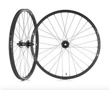 Load image into Gallery viewer, Industry Nine 1/1 Enduro - S 29" Carbon Wheelset