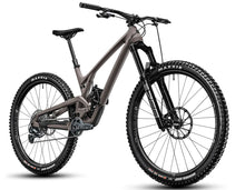 Cargar imagen en el visor de la galería, Evil Wreckoning LS GX i9 Hydra