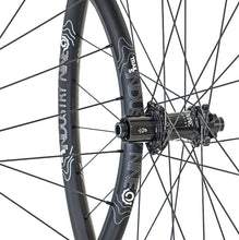 Afbeelding in Gallery-weergave laden, Industry Nine Trail S Alloy Hydra 29&quot; Wheelset
